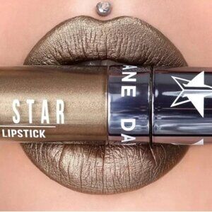 2 Jeffree Star Velour Liquid Lipstick in Shane